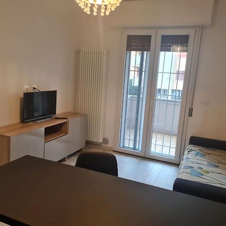 Residence Adriano Lido Adriano Εξωτερικό φωτογραφία