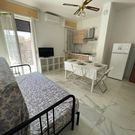 Residence Adriano Lido Adriano Εξωτερικό φωτογραφία